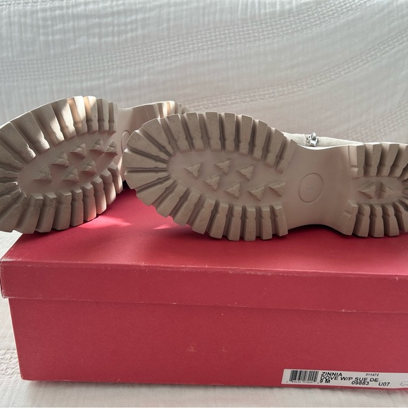 Vaneli suede booties - Picture 5 of 5